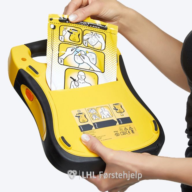 Hovedbilde Lifeline AED Hjertestarter - Norsk, med 7 års ...